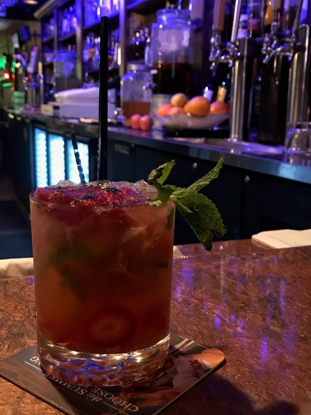 Speakeasy Lounge | night club | 136 N Park Ave, Warren, OH 44481, USA | 3306479232 OR +1 330-647-9232