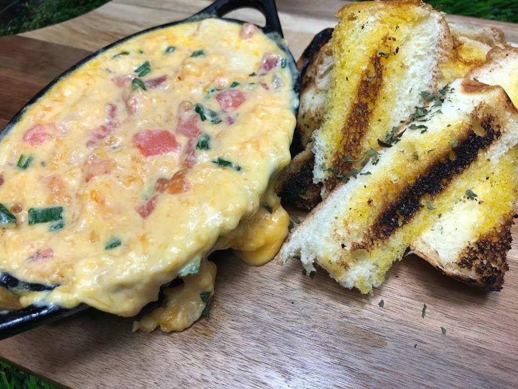 Switz Sports Bar and Lounge | restaurant | 899 M.L.K. Jr Dr NW, Atlanta, GA 30314, USA | 4044348087 OR +1 404-434-8087