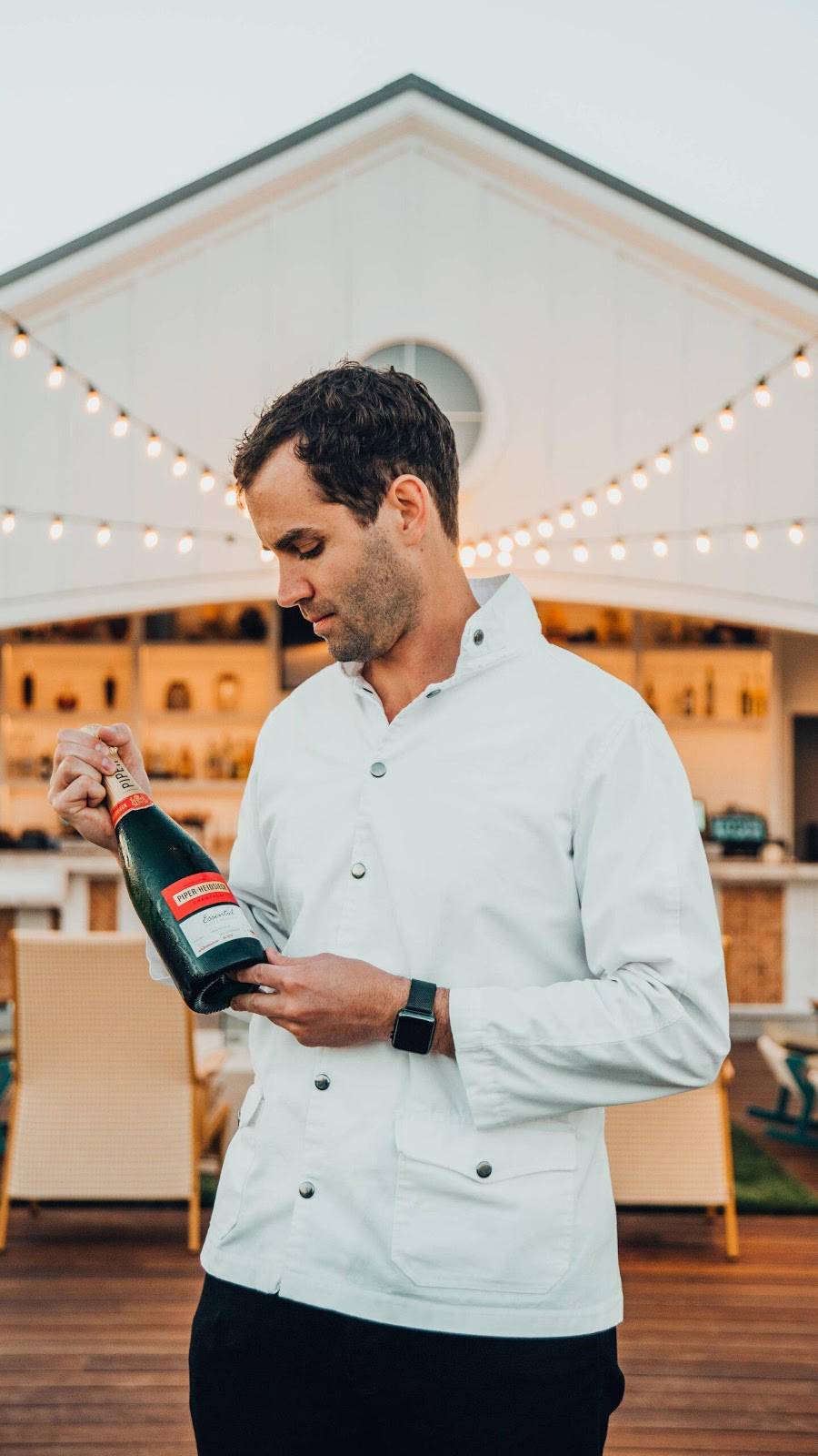 Topside Roof Deck | restaurant | 3300 Newport Blvd, Newport Beach, CA 92663, USA | 9495248500 OR +1 949-524-8500