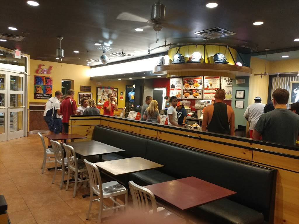 Raising Canes Chicken Fingers | meal takeaway | 7221 Tylersville Rd, West Chester Township, OH 45069, USA | 5132856877 OR +1 513-285-6877