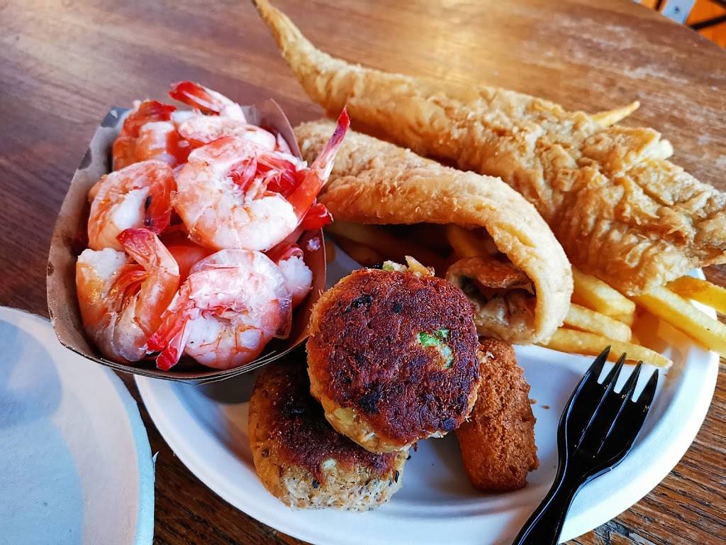 Bowens Island Restaurant | restaurant | 1870 Bowens Island Rd, Charleston, SC 29412, USA | 8437952757 OR +1 843-795-2757