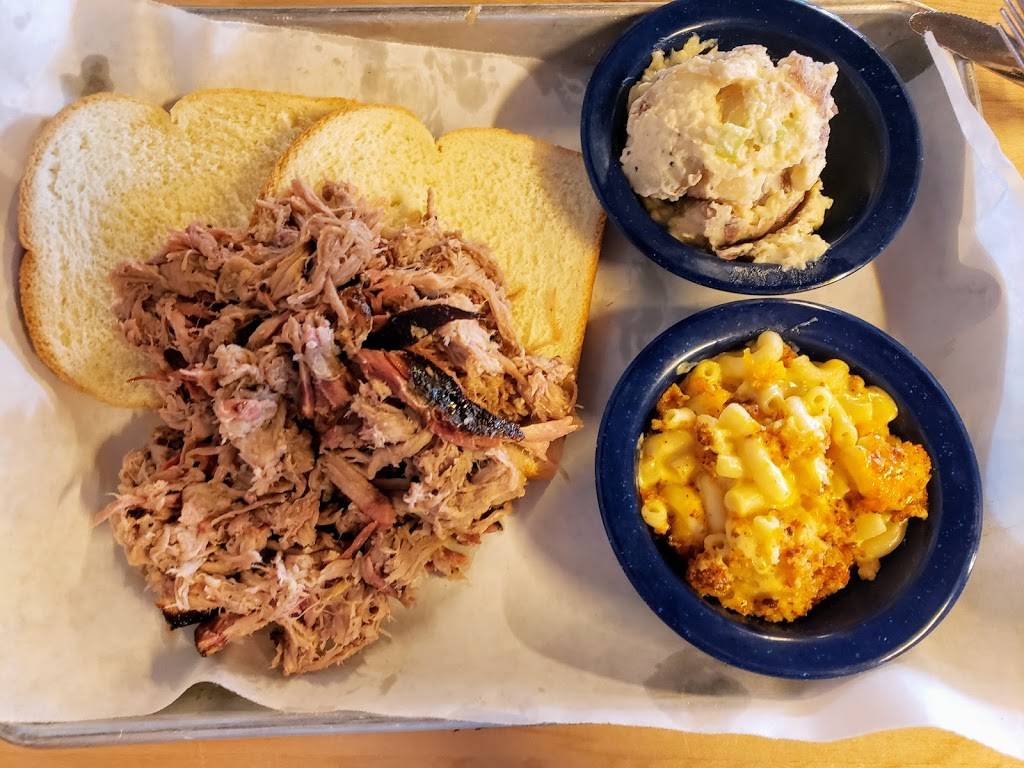 Martins Bar-B-Que Joint | restaurant | 984 Barret Ave, Louisville, KY 40204, USA | 5022420020 OR +1 502-242-0020