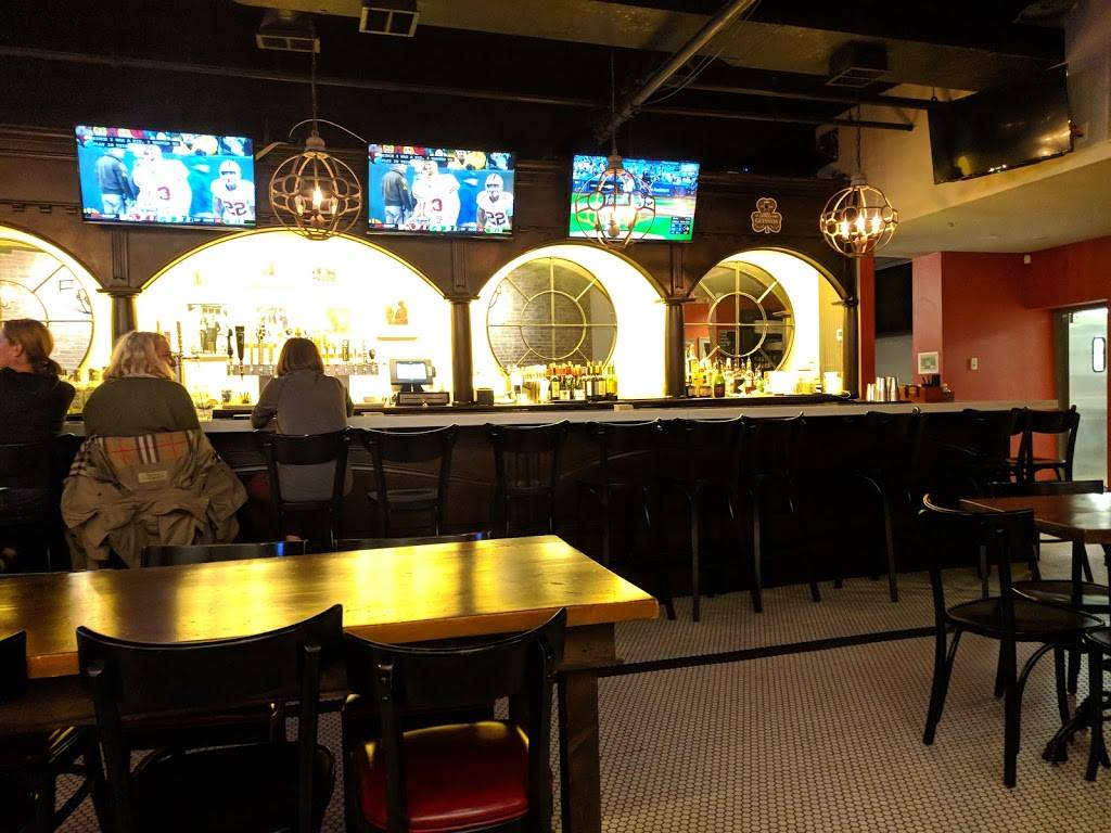 The Squealing Pig | restaurant | 1885 Centre St, West Roxbury, MA 02132, USA | 6174692624 OR +1 617-469-2624