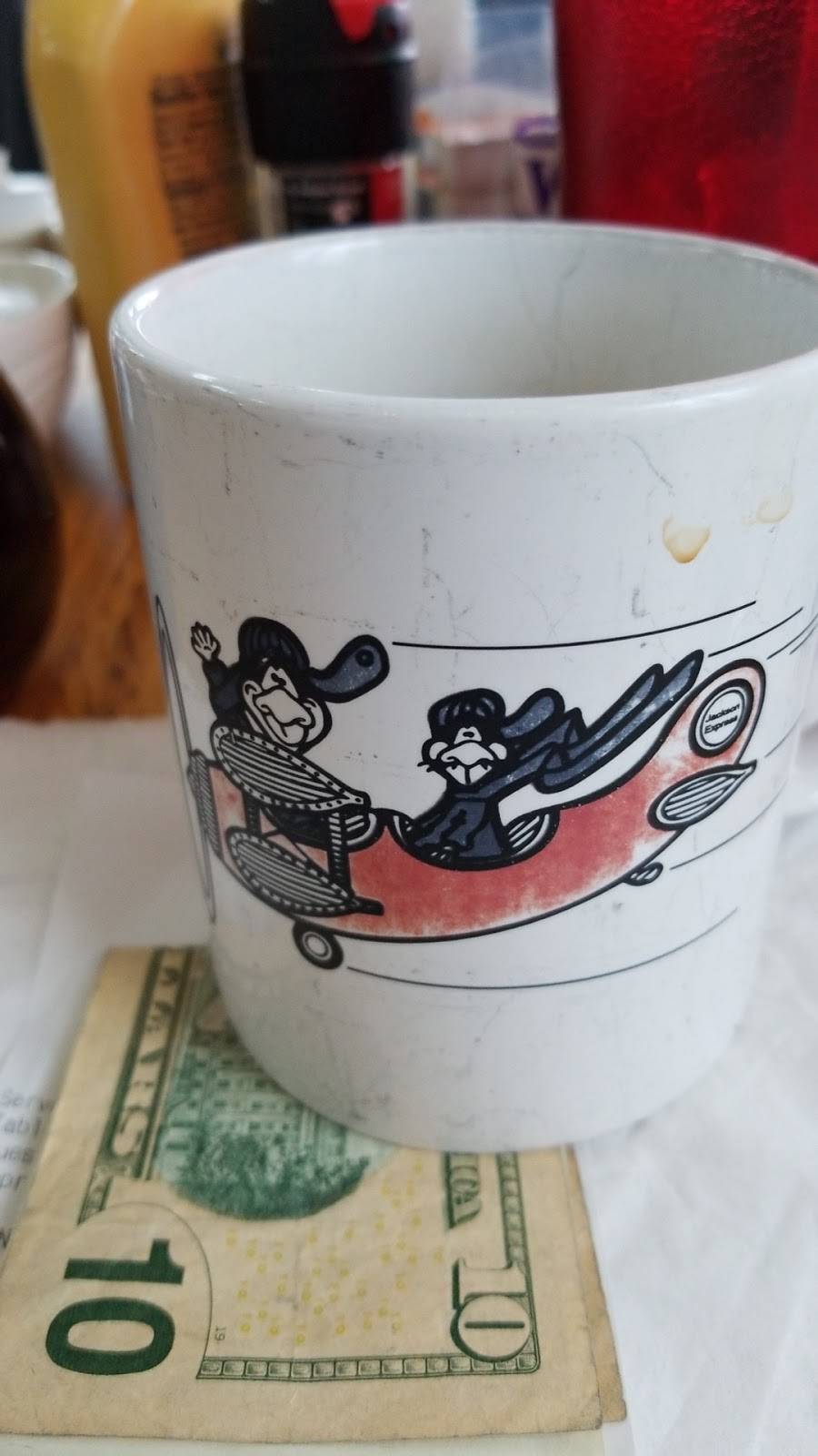 Plane View | restaurant | 71 Airport Rd, Vineyard Haven, MA 02568, USA | 5086931886 OR +1 508-693-1886