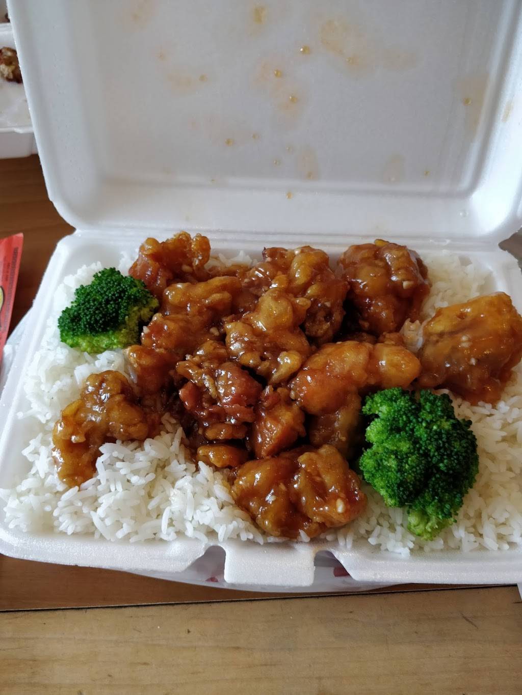 Dragon Bowl | restaurant | 220 W 31st St, Chicago, IL 60616, USA | 3129491988 OR +1 312-949-1988