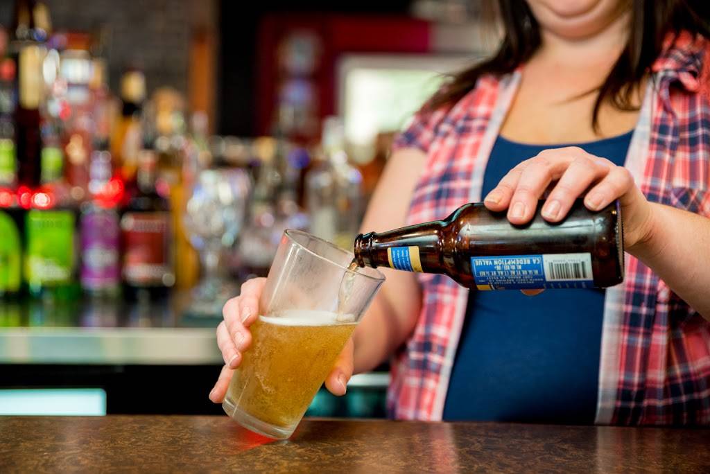 49 Street Tavern | restaurant | 4129 E 49th St, Newburgh Heights, OH 44105, USA | 2164173102 OR +1 216-417-3102