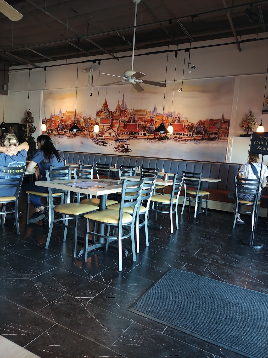 Chada Thai AZ | meal takeaway | 2765 N Scottsdale Rd, Scottsdale, AZ 85257, USA | 4809453182 OR +1 480-945-3182
