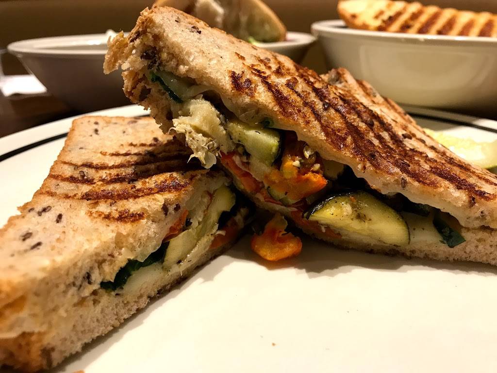 Corner Bakery Cafe | bakery | 3333 Bristol St Suite 1805, Costa Mesa, CA 92626, USA | 7149662404 OR +1 714-966-2404