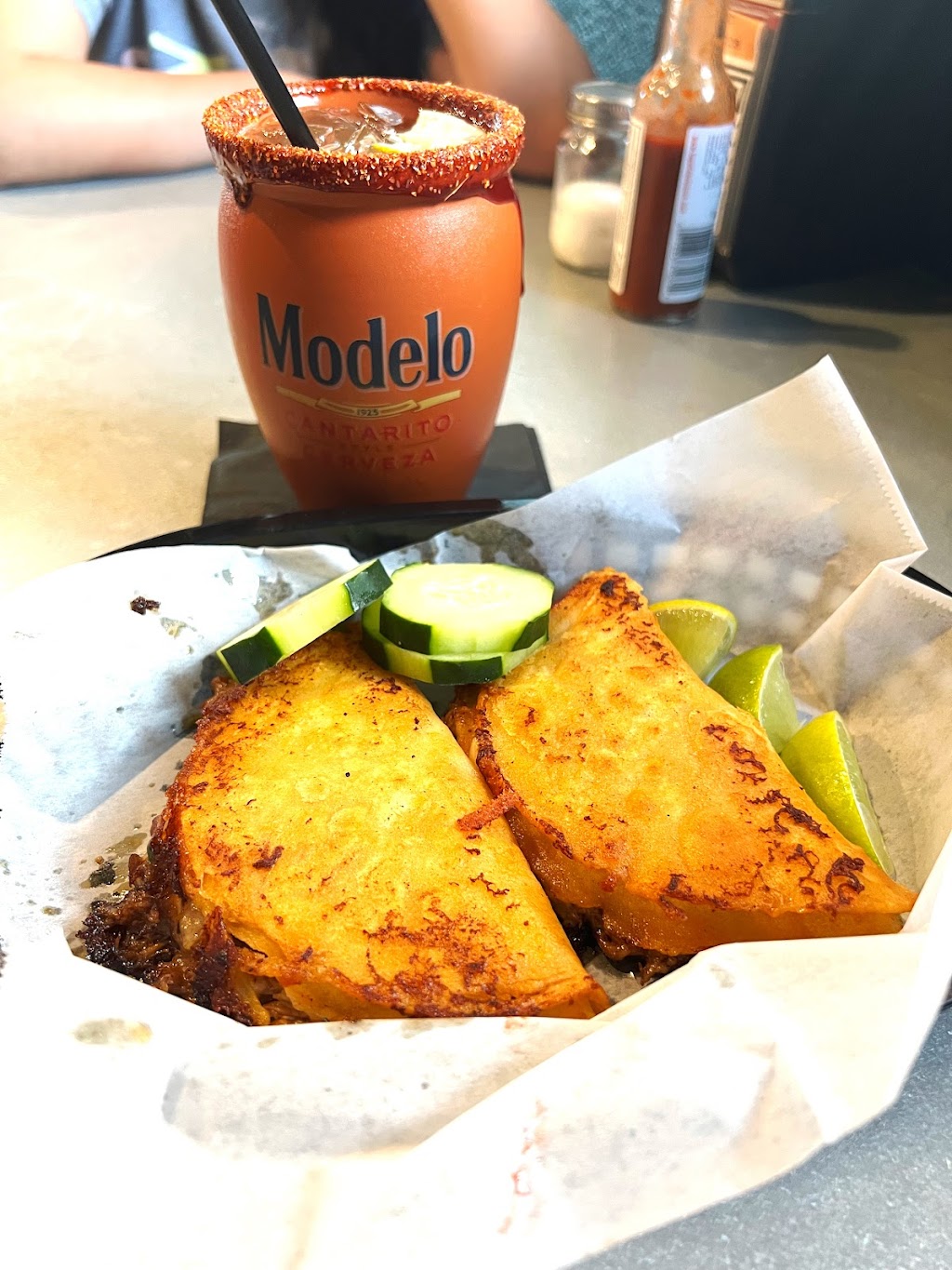 Pacos Tacos & Sip | restaurant | 4700 E Van Buren St, Phoenix, AZ 85008, USA | 6022756996 OR +1 602-275-6996