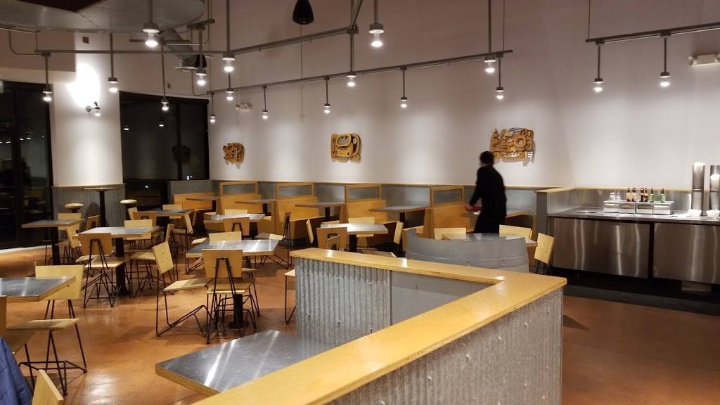 Chipotle Mexican Grill | restaurant | 5794 S 108th St, Hales Corners, WI 53130, USA | 4144271667 OR +1 414-427-1667