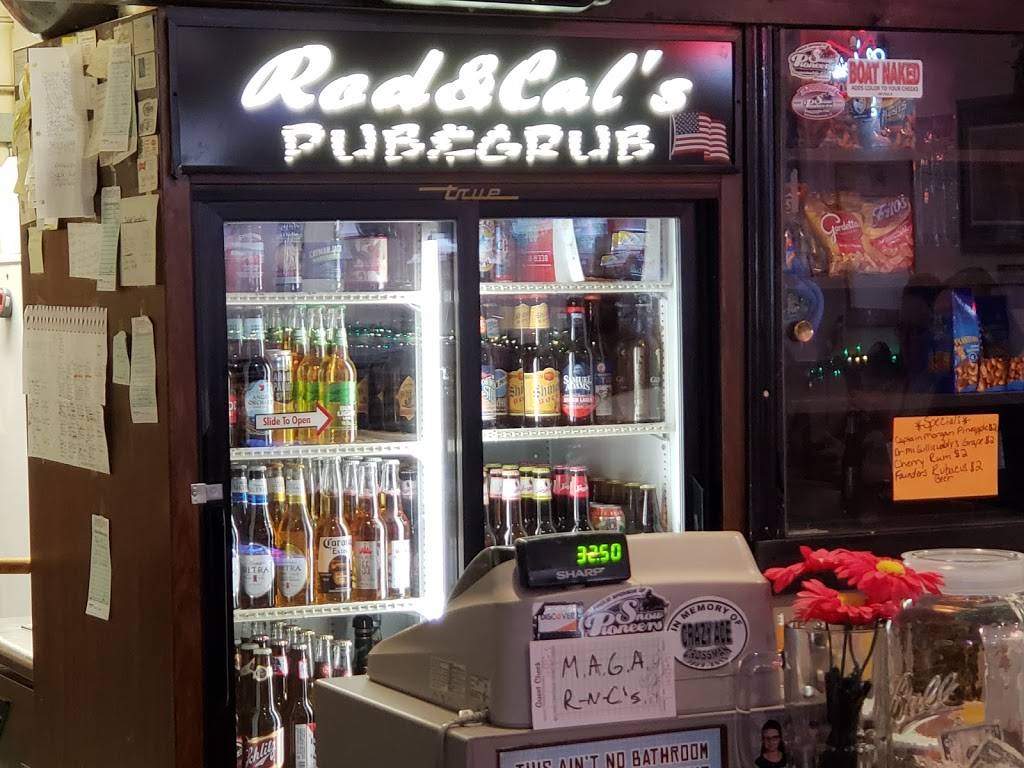 Rod & Cals Pub & Grub | restaurant | 109 W Mission St, Strawberry Point, IA 52076, USA | 5639332200 OR +1 563-933-2200