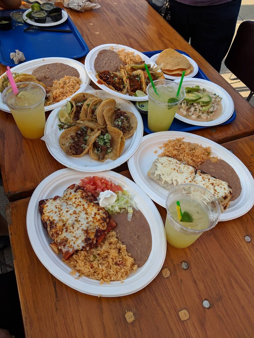 Mi Pueblo Express | restaurant | 7271 Dix Ave, Detroit, MI 48209, USA | 3139144111 OR +1 313-914-4111