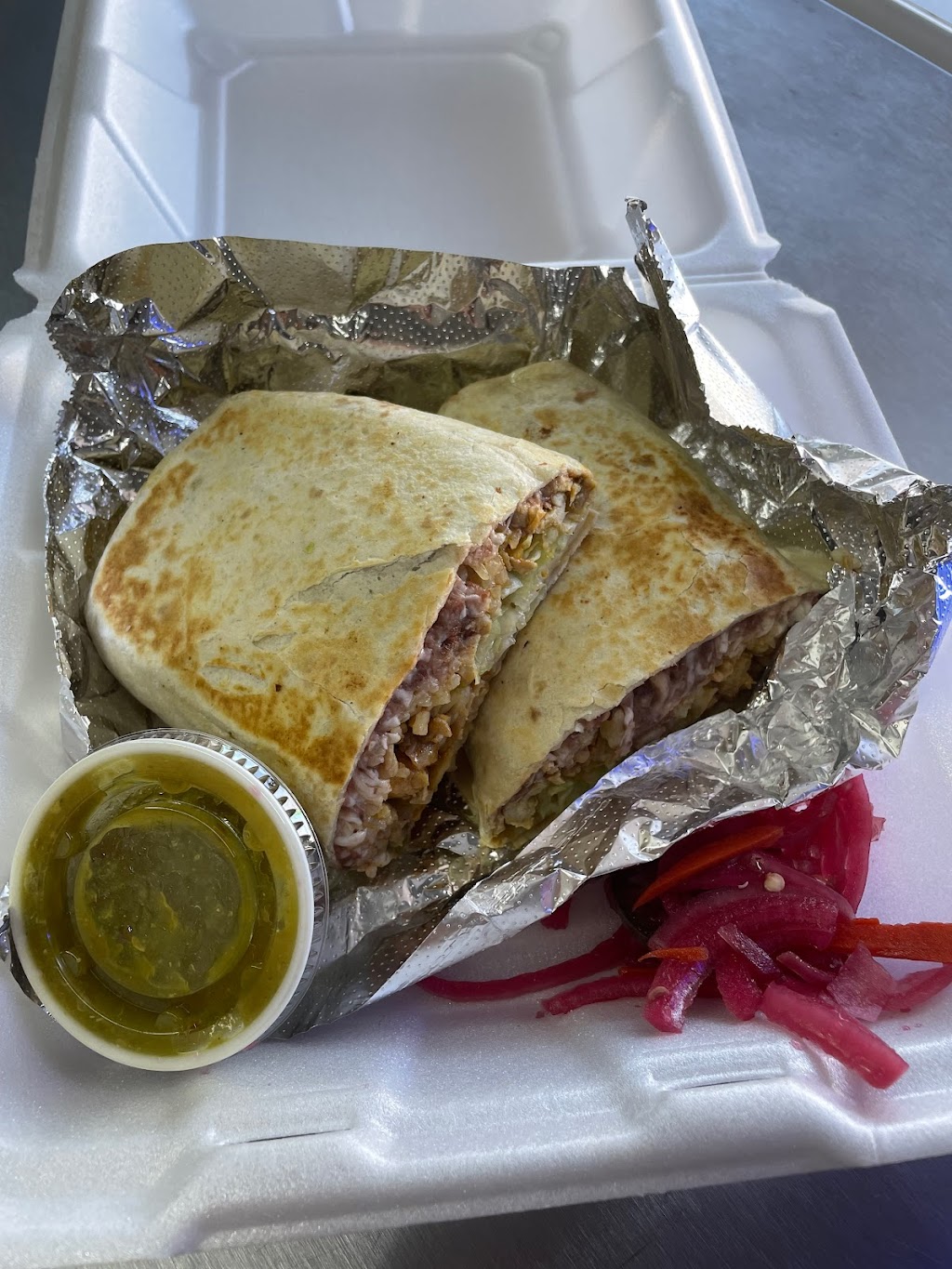 Letty’s Kitchen | restaurant | 5724 E W.T. Harris Blvd # B, Charlotte, NC 28215, USA | 9805857650 OR +1 980-585-7650