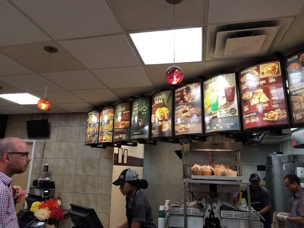 Taco Bell | restaurant | 1501 John F Kennedy Blvd, Philadelphia, PA 19102, USA | 2155682044 OR +1 215-568-2044