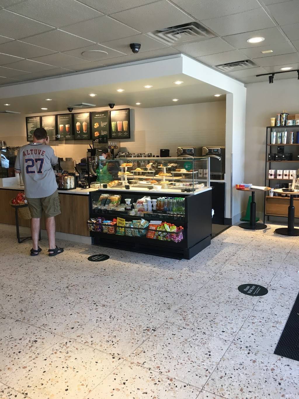 Starbucks | cafe | 5767 Woodway Dr, Houston, TX 77057, USA | 7137063261 OR +1 713-706-3261