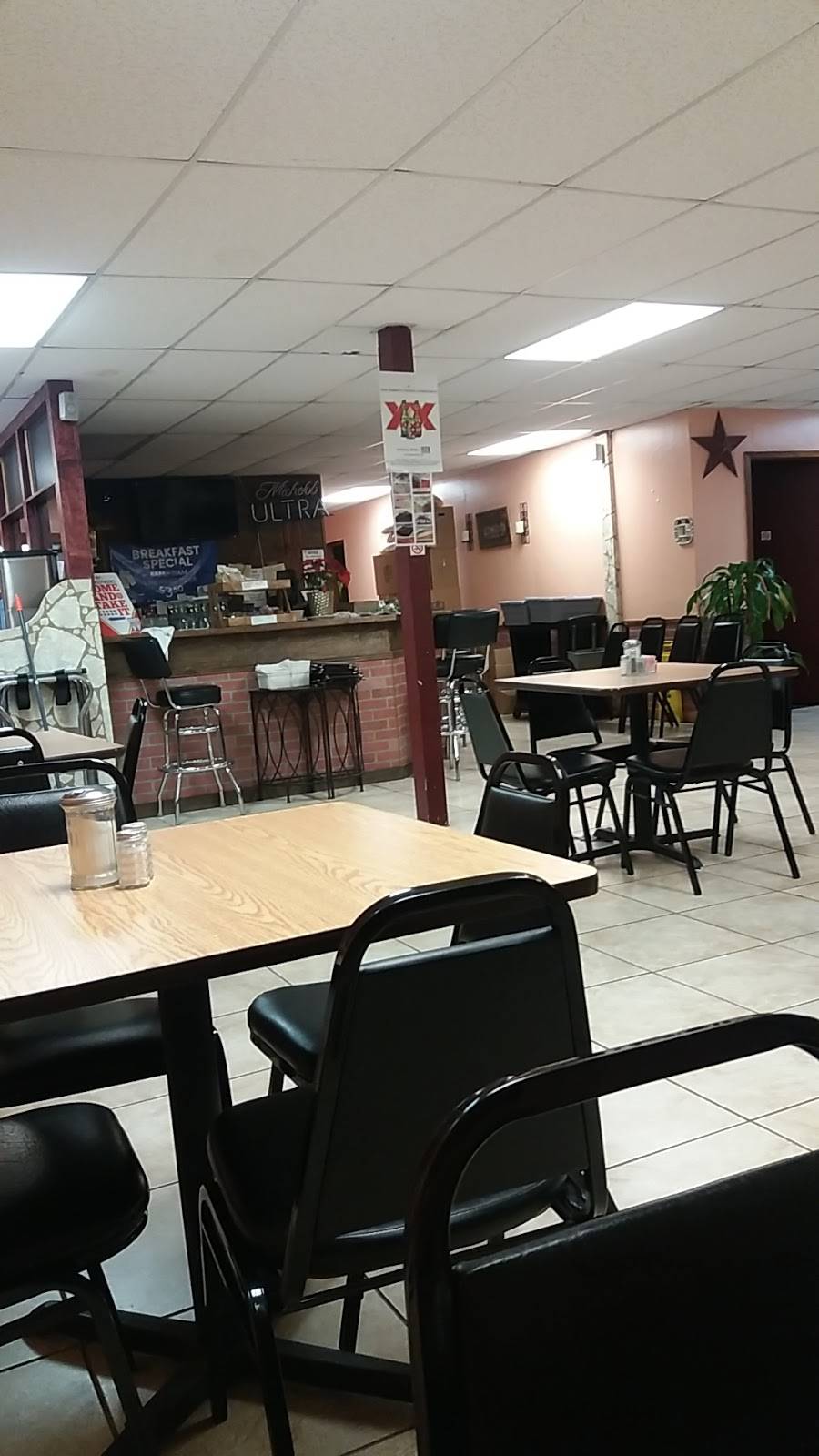 Reynas Mexican Restaurant | restaurant | 707 E Kingsbury St, Seguin, TX 78155, USA | 8304334944 OR +1 830-433-4944