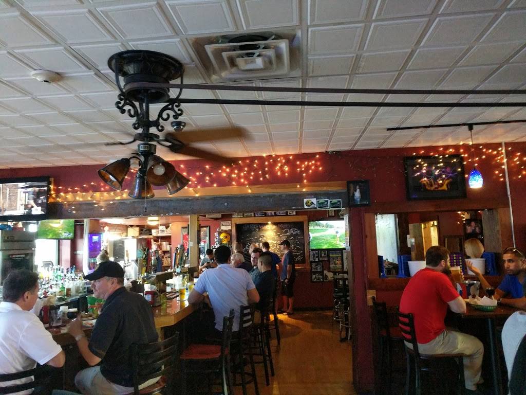 Hot Rod Cafe | restaurant | 114 Bank St, New London, CT 06320, USA | 8604472320 OR +1 860-447-2320