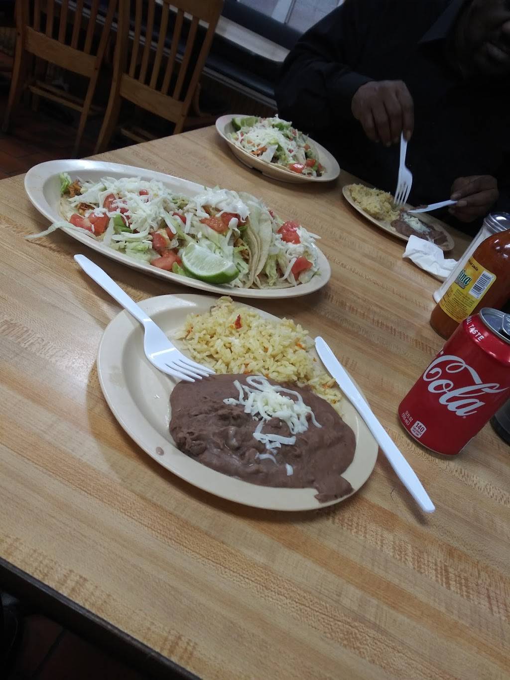 El Pulgarcito de Centro América | restaurant | 6600 GA-85, Riverdale, GA 30274, USA | 6782160515 OR +1 678-216-0515