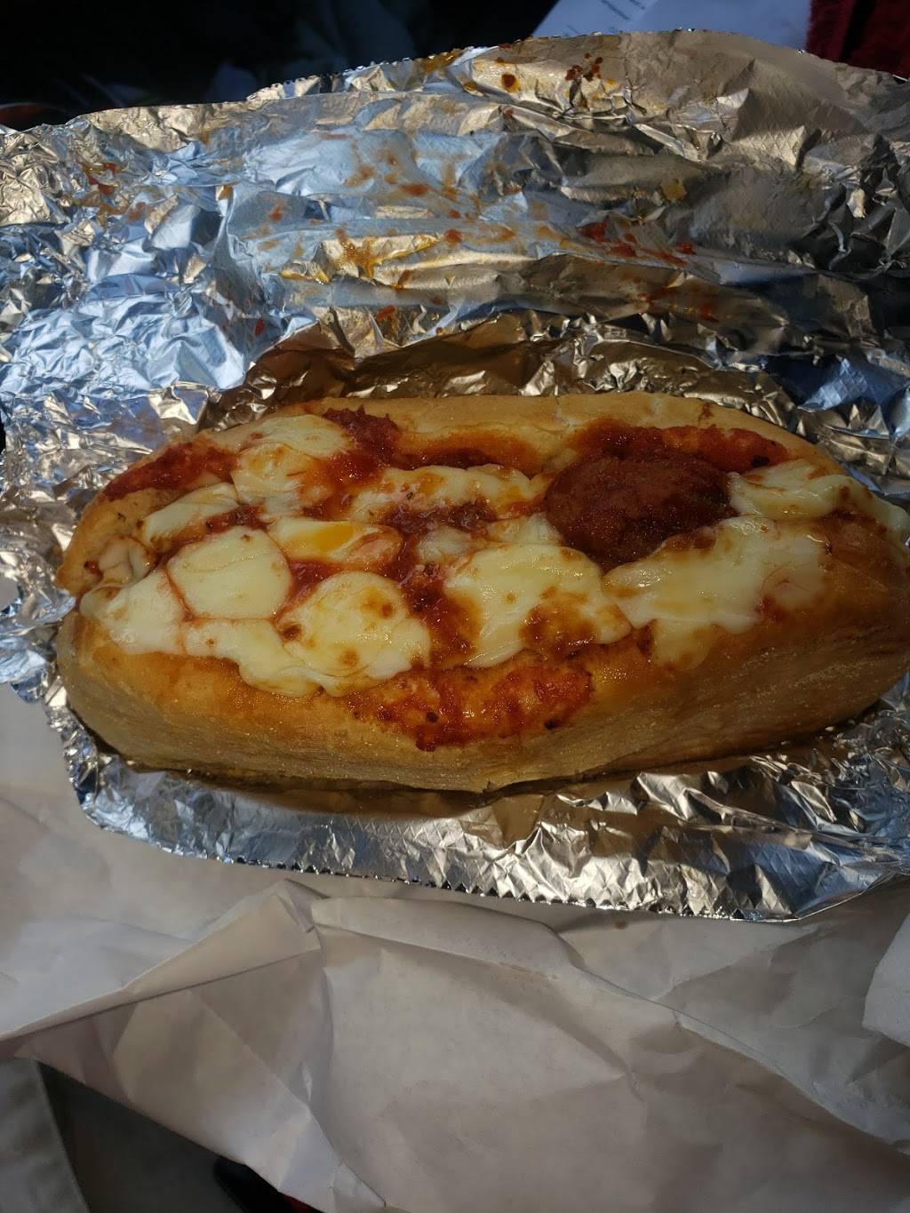 Emidios Pizza | restaurant | 636 N Main St, Akron, OH 44310, USA | 3302534777 OR +1 330-253-4777