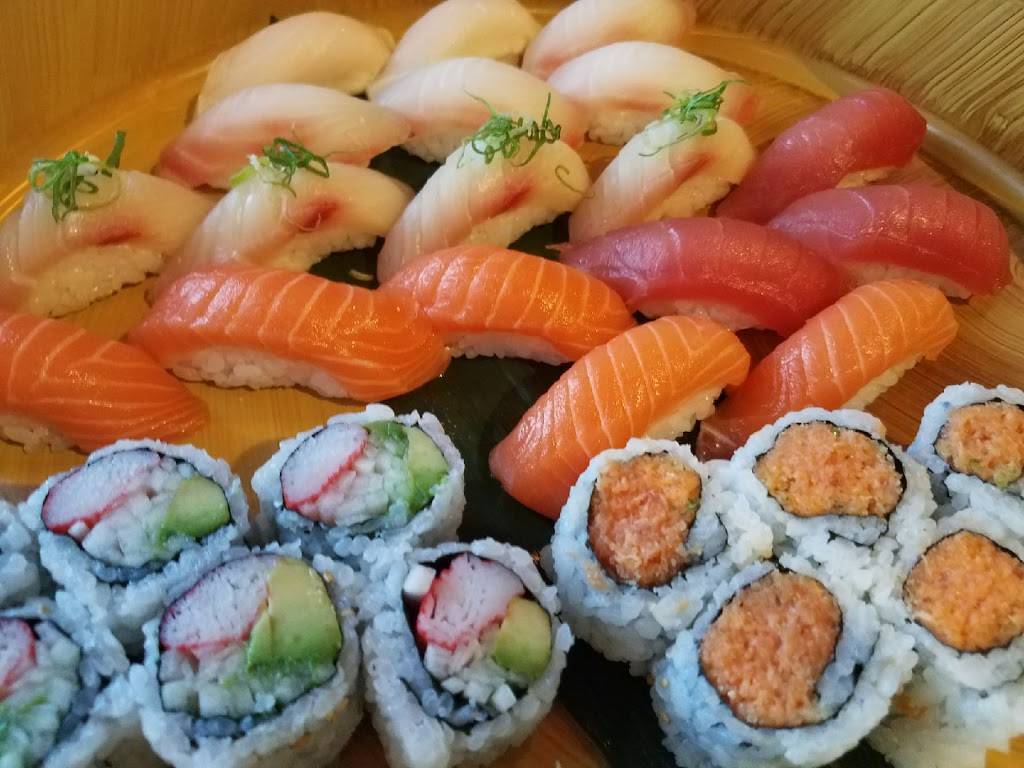 Ninja Japanese Steakhouse | restaurant | 944 Paradise Dr, West Bend, WI 53095, USA | 2623384888 OR +1 262-338-4888