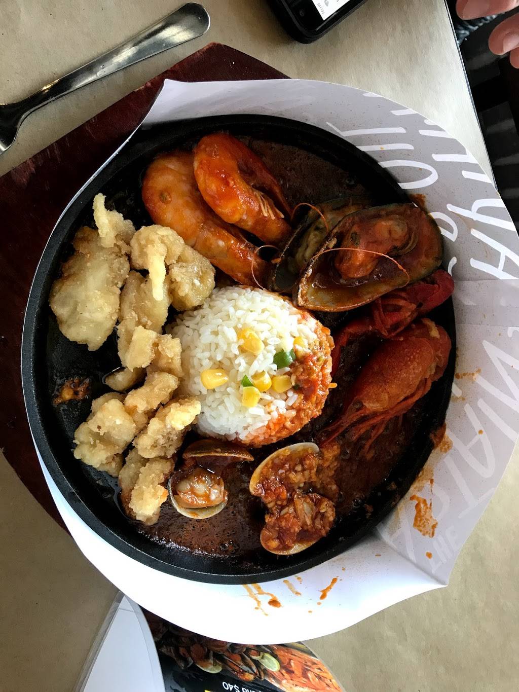 The Captains Boil | restaurant | 290 W Hunt Club Rd #4b, Ottawa, ON K2E 0B7, Canada | 6136808998 OR +1 613-680-8998