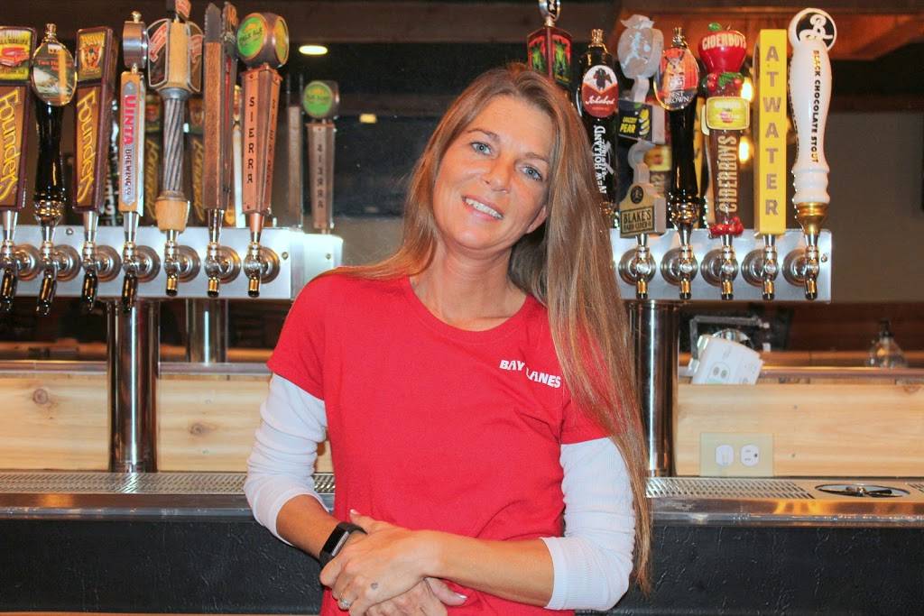 Tap Alley | restaurant | 4243 N Euclid Ave, Bay City, MI 48706, USA | 9896847361 OR +1 989-684-7361