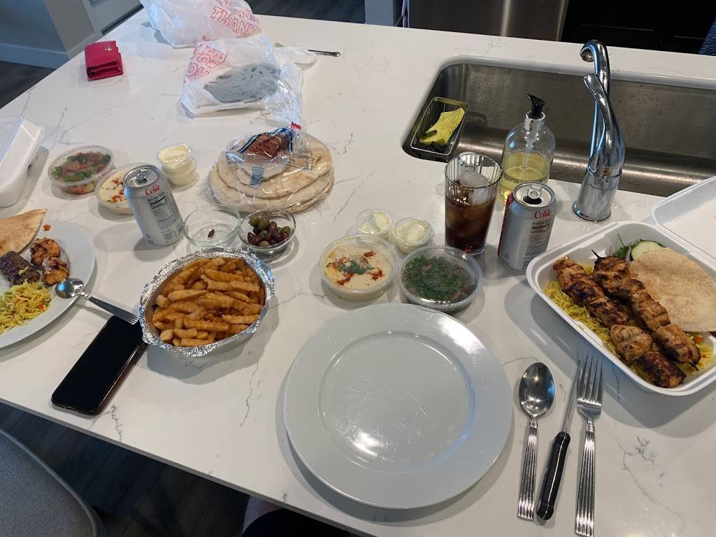 Golden grill lebanese | restaurant | 7975 N Cedar Ave, Fresno, CA 93720, USA | 5593888001 OR +1 559-388-8001