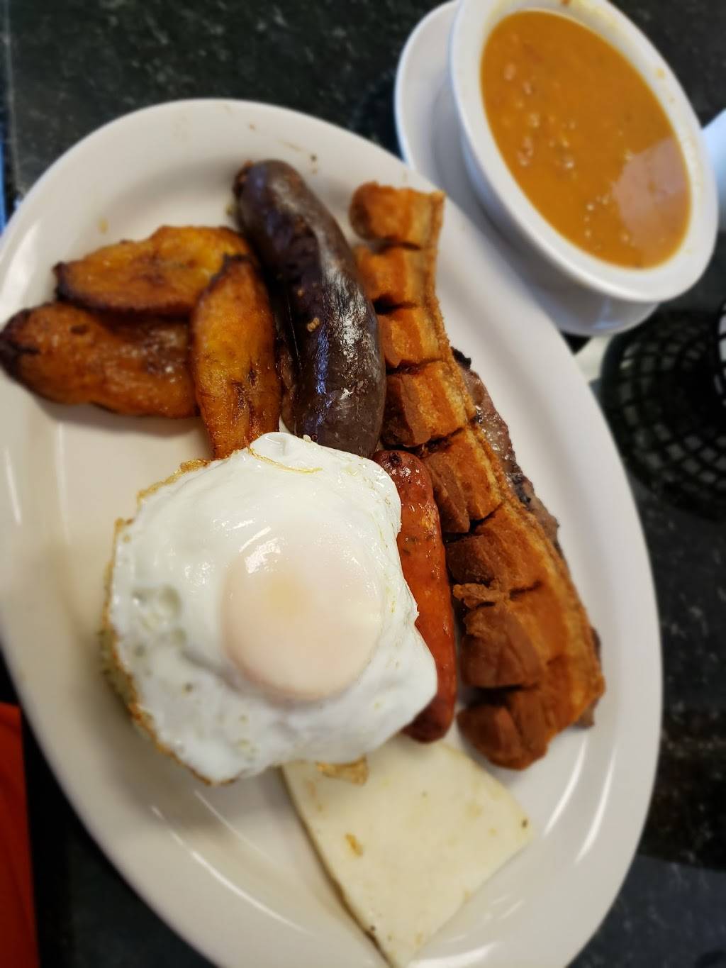 La Casa De Peinado | restaurant | 2519 FL-7, Margate, FL 33063, USA | 7543079445 OR +1 754-307-9445