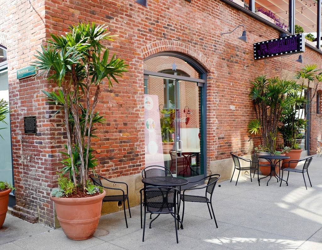 Straycat Poke & Dessert | restaurant | 62 W Union St #1, Pasadena, CA 91103, USA | 6266393500 OR +1 626-639-3500