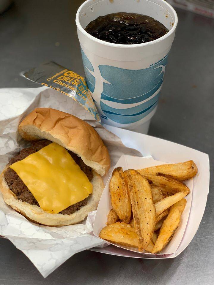 Hull Coop | restaurant | 1207 Black Forest Rd, Hull, IA 51239, USA | 7124391140 OR +1 712-439-1140