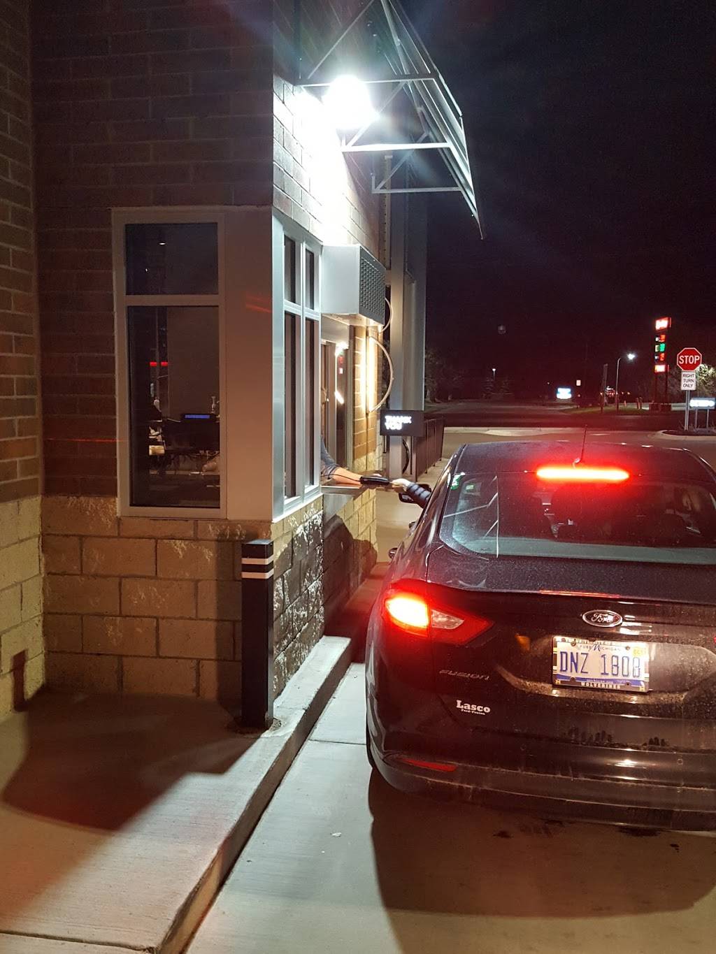 Starbucks | cafe | 3401 Owen Rd Ste 100, Fenton, MI 48430, USA | 2488078817 OR +1 248-807-8817