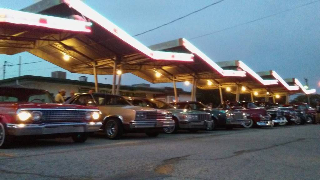 Theos Drive Inn | restaurant | 2626 E Main St, Grand Prairie, TX 75050, USA | 9722623309 OR +1 972-262-3309