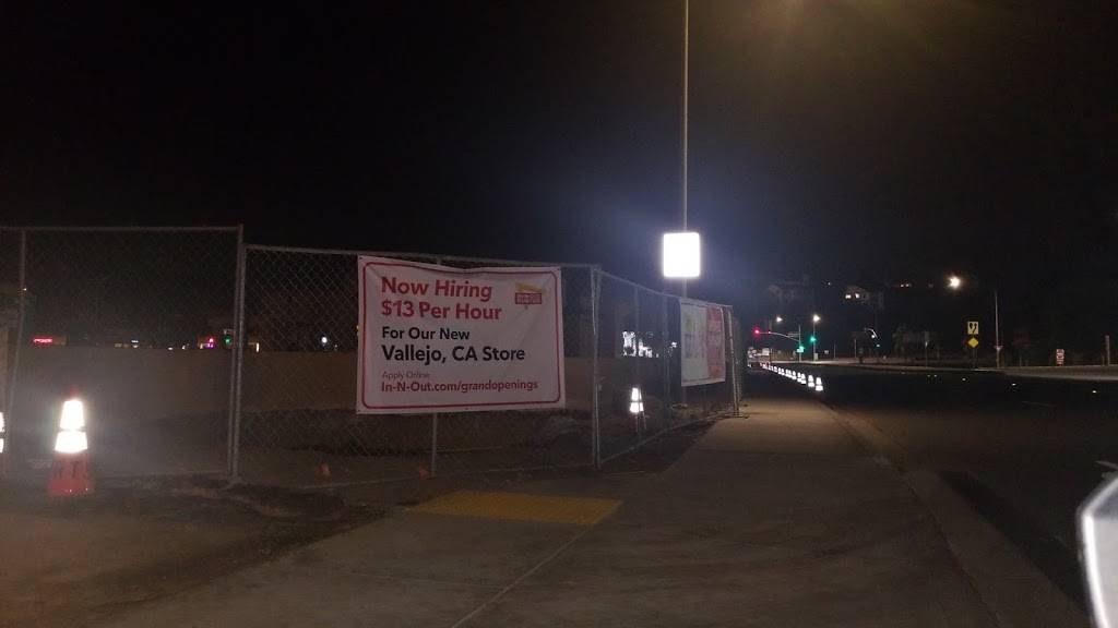 In-N-Out Burger | restaurant | 720 Admiral Callaghan Ln, Vallejo, CA 94591, USA | 8007861000 OR +1 800-786-1000