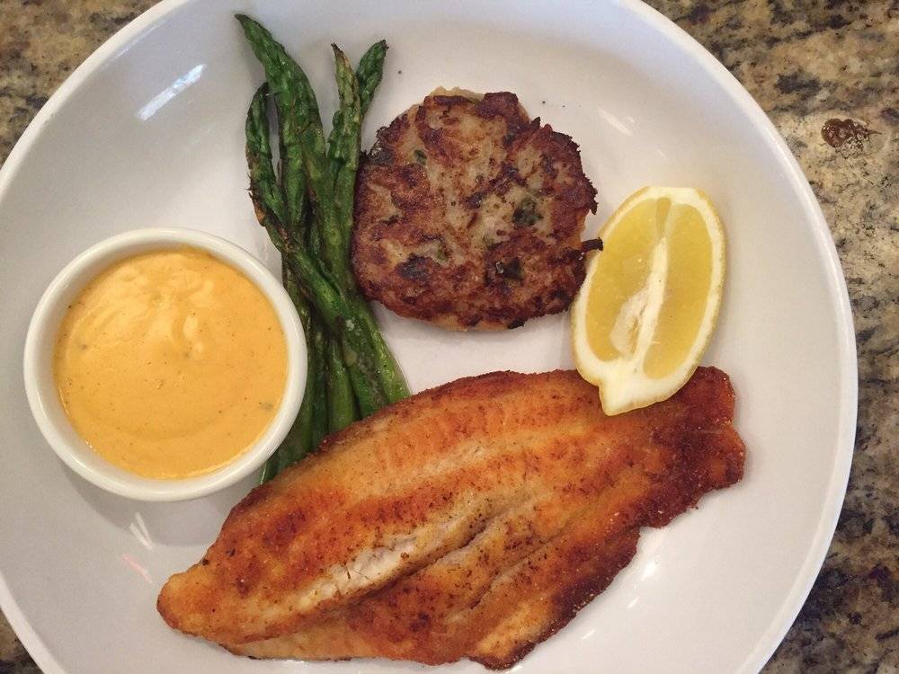 Glenns Diner | restaurant | 1820 W Montrose Ave, Chicago, IL 60613, USA | 7735061720 OR +1 773-506-1720