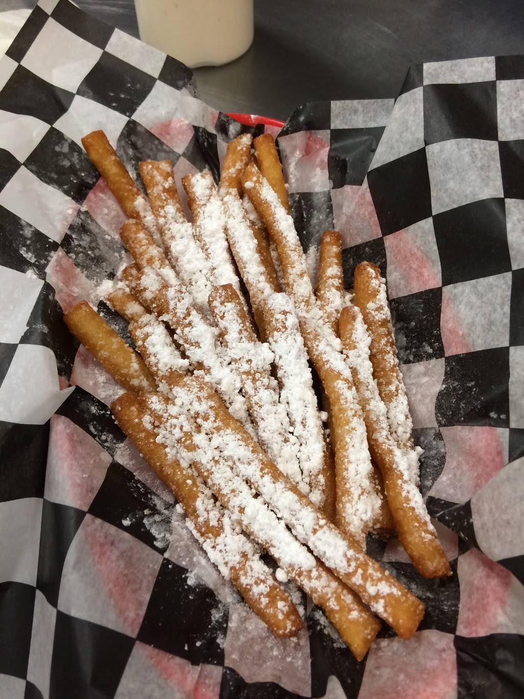 Bullseyes Pit Beef & Catering | restaurant | 7914 Belair Rd, Baltimore, MD 21236, USA | 4106657500 OR +1 410-665-7500