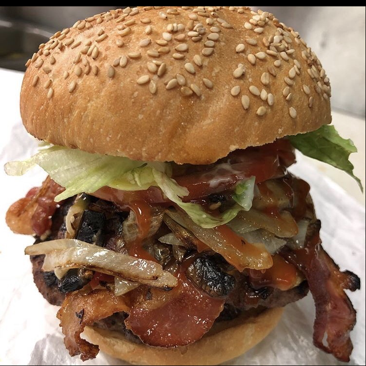 Big Bite Gourmet Burgers | restaurant | 1822 Whites Road, Pickering, ON L1V 4M1, Canada | 9054923410 OR +1 905-492-3410