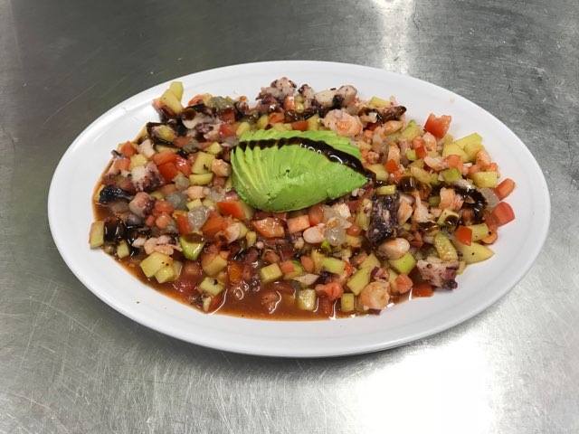 Mariscos y Birria El Sinaloa | restaurant | 313 W 1st St #2403, Dumas, TX 79029, USA | 8063990064 OR +1 806-399-0064