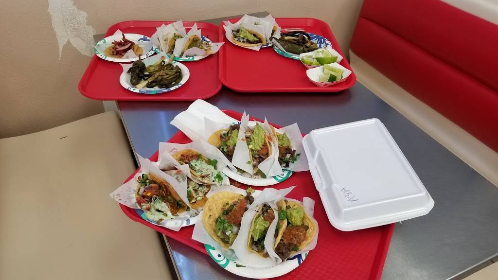 Tacos El Gordo | restaurant | North, 3260 Losee Rd, North Las Vegas, NV 89030, USA | 7026418228 OR +1 702-641-8228