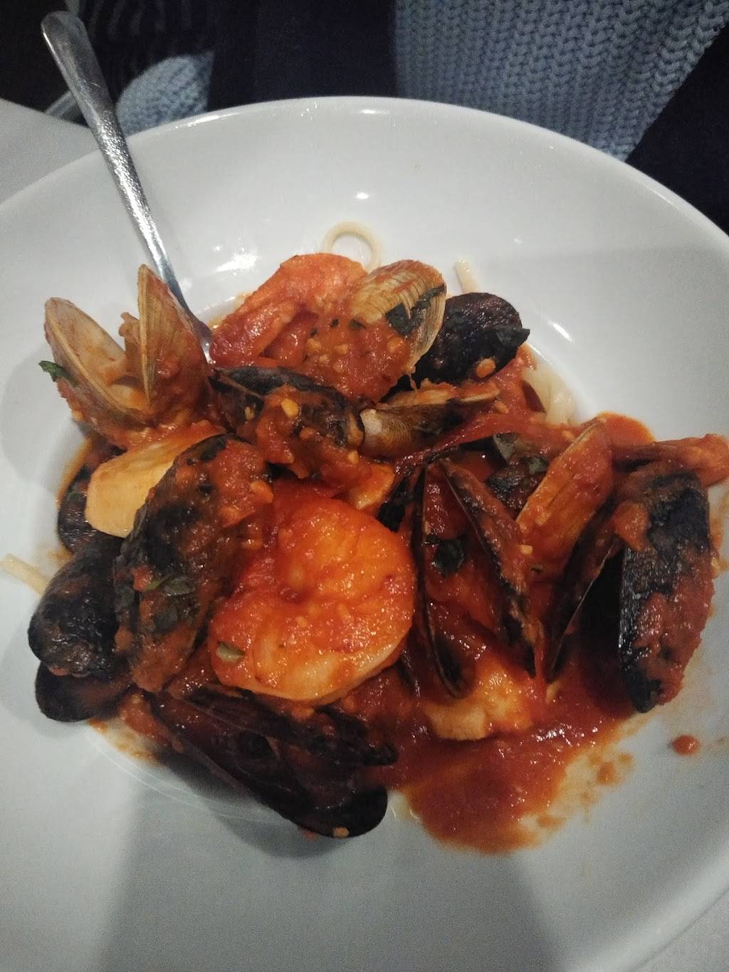 Soprano’s Casino by the Sea | restaurant | 286 Grand Ave, Falmouth, MA 02540, USA | 5085487800 OR +1 508-548-7800