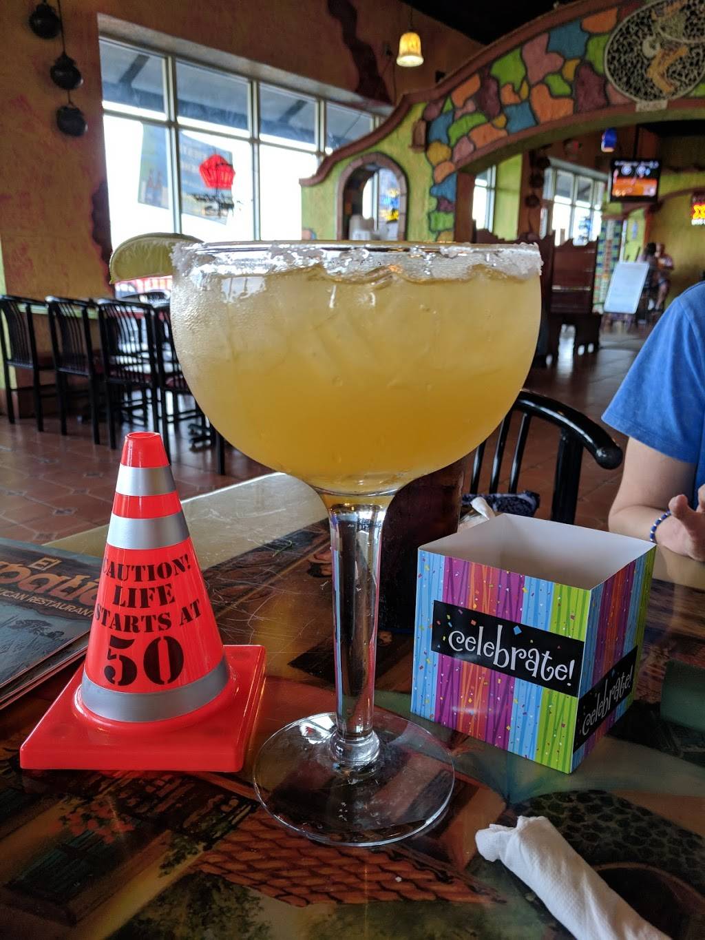 El Tapatio Mexican Restaurant | restaurant | 1555 Denmark Rd, Union, MO 63084, USA | 6365832898 OR +1 636-583-2898