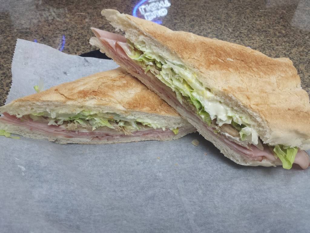 STADIUM CAFE | cafe | 3413 W Tampa Bay Blvd, Tampa, FL 33607, USA | 8138775482 OR +1 813-877-5482