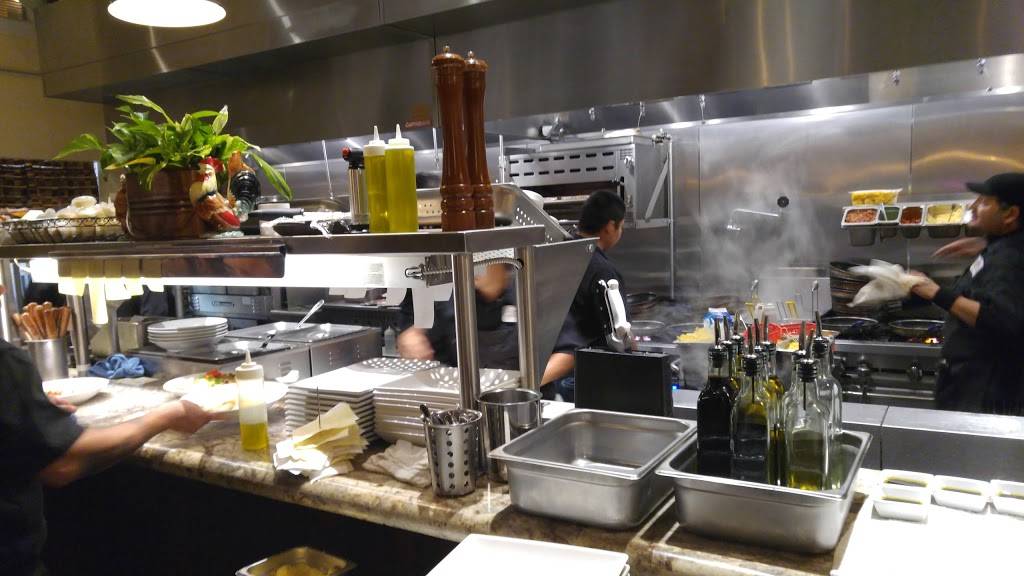 Lillians Italian Kitchen | restaurant | 1148 Soquel Ave, Santa Cruz, CA 95062, USA | 8314252288 OR +1 831-425-2288