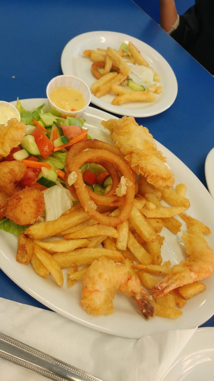 Captain Georges Fish & Chips | restaurant | 23 Mill St S, Port Hope, ON L1A 2S6, Canada | 9058855444 OR +1 905-885-5444