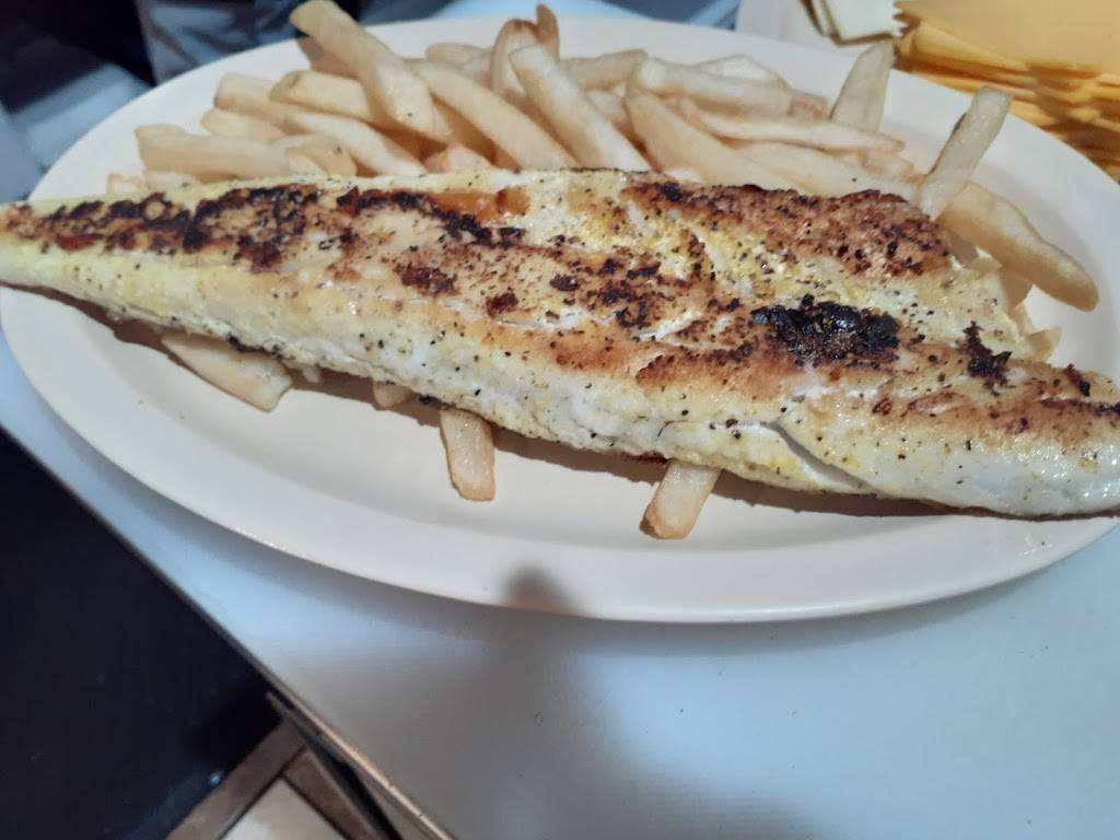 Angelos family dining | restaurant | 1832 Biddle Ave, Wyandotte, MI 48192, USA | 7342817807 OR +1 734-281-7807