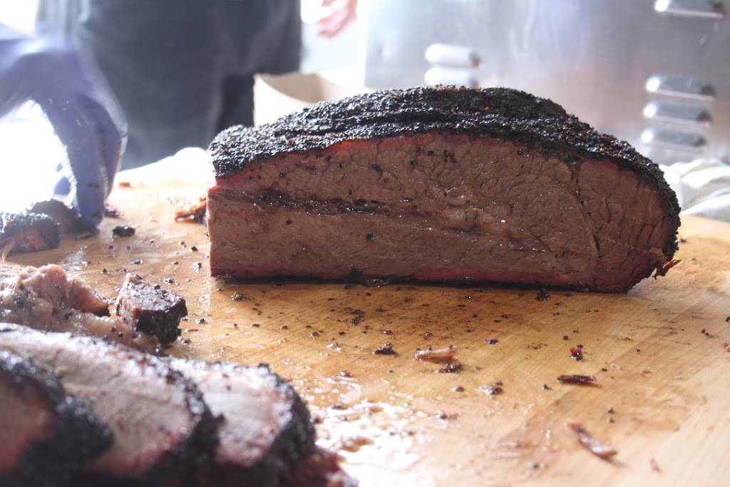 Old Gold Barbecue | restaurant | 140 S College Ave, Indianapolis, IN 46202, USA | 3177643443 OR +1 317-764-3443