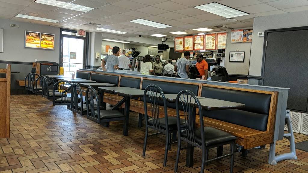 Whataburger | restaurant | 9516 N Lamar Blvd, Austin, TX 78753, USA | 5128368348 OR +1 512-836-8348