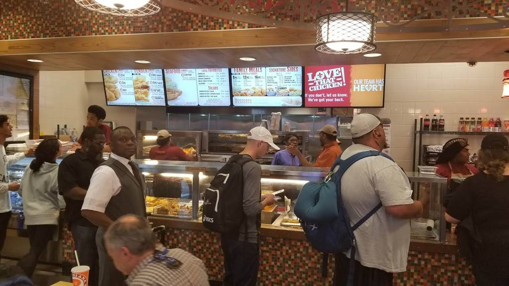 Popeyes Louisiana Kitchen | restaurant | Hartsfield-Jackson Atlanta Intl Airport 6000 N Terminal Pkwy - Atrium, Atlanta, GA 30320, USA | 4045303298 OR +1 404-530-3298