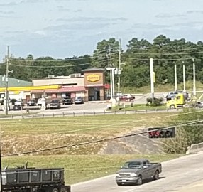 Shell | restaurant | 17225 Crosby Fwy, Houston, TX 77049, USA | 2814567600 OR +1 281-456-7600