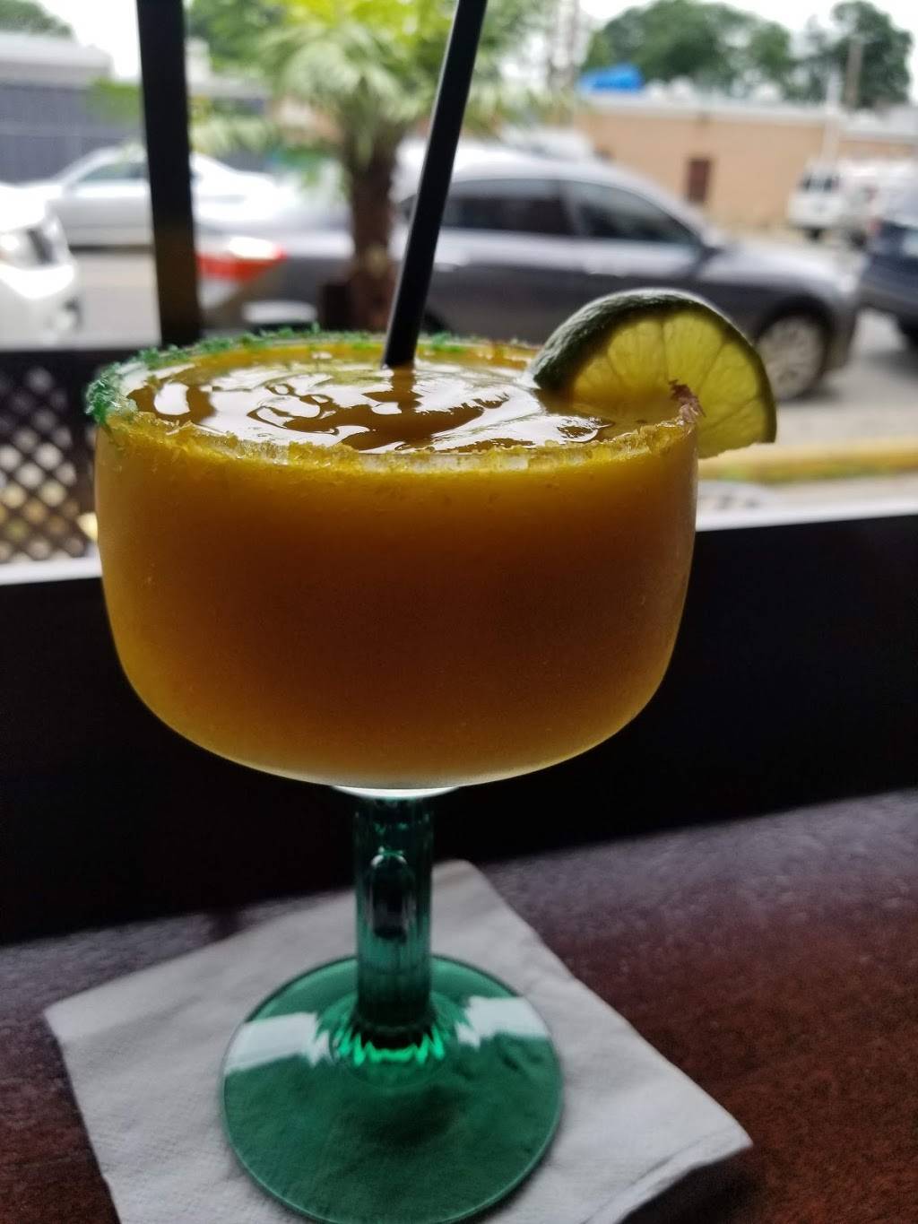 Don Carmelos | restaurant | 7 Winfield St, Norwalk, CT 06855, USA | 2039573000 OR +1 203-957-3000