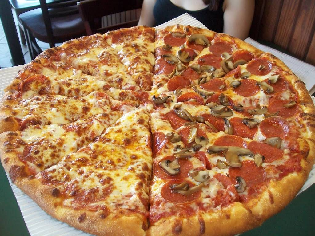 Pensos Pizza | restaurant | 923 E High Ave, New Philadelphia, OH 44663, USA | 3303430506 OR +1 330-343-0506